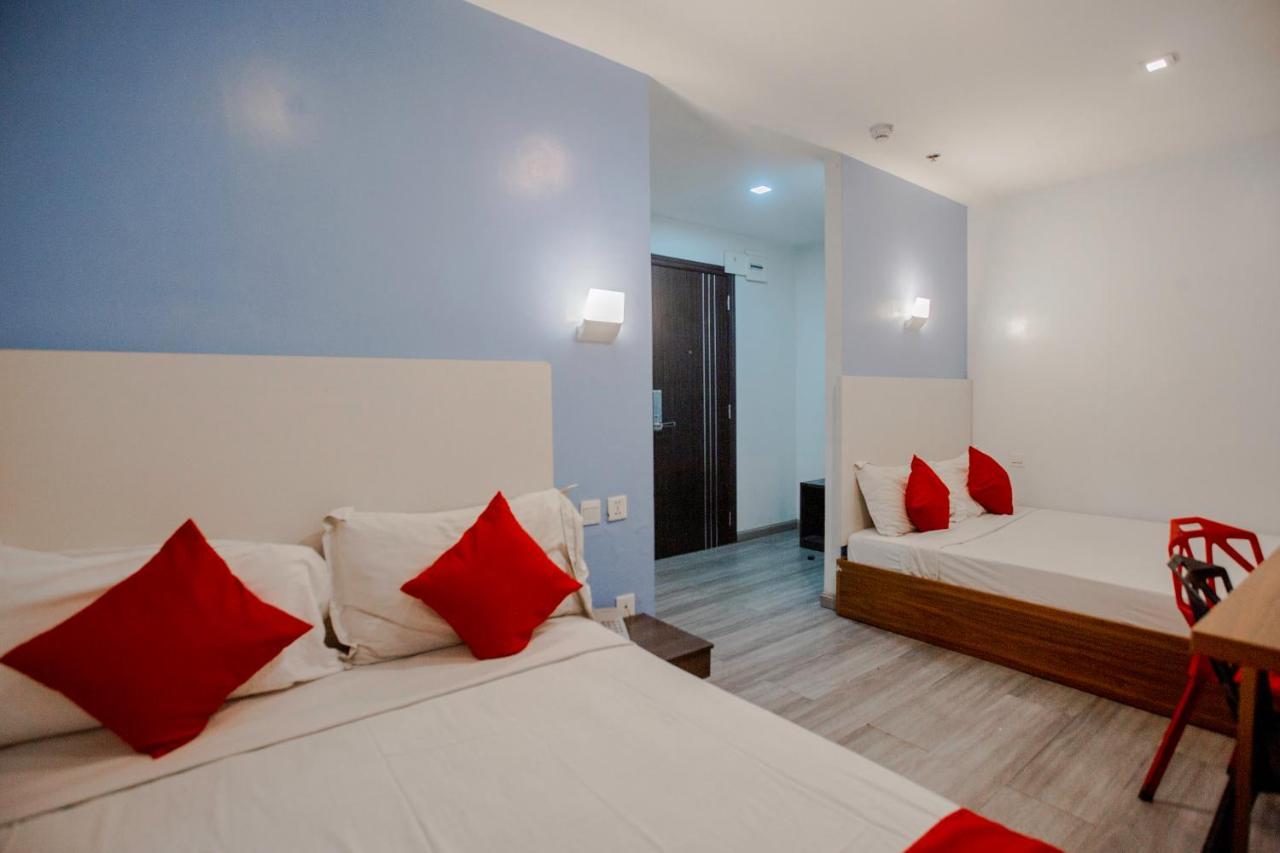 Oyo 666 Mc Hotel Fairview Quezon City Exterior foto